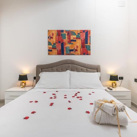 La Mariposa - Bellavita Apartments อัสเซมินิ ภายนอก รูปภาพ