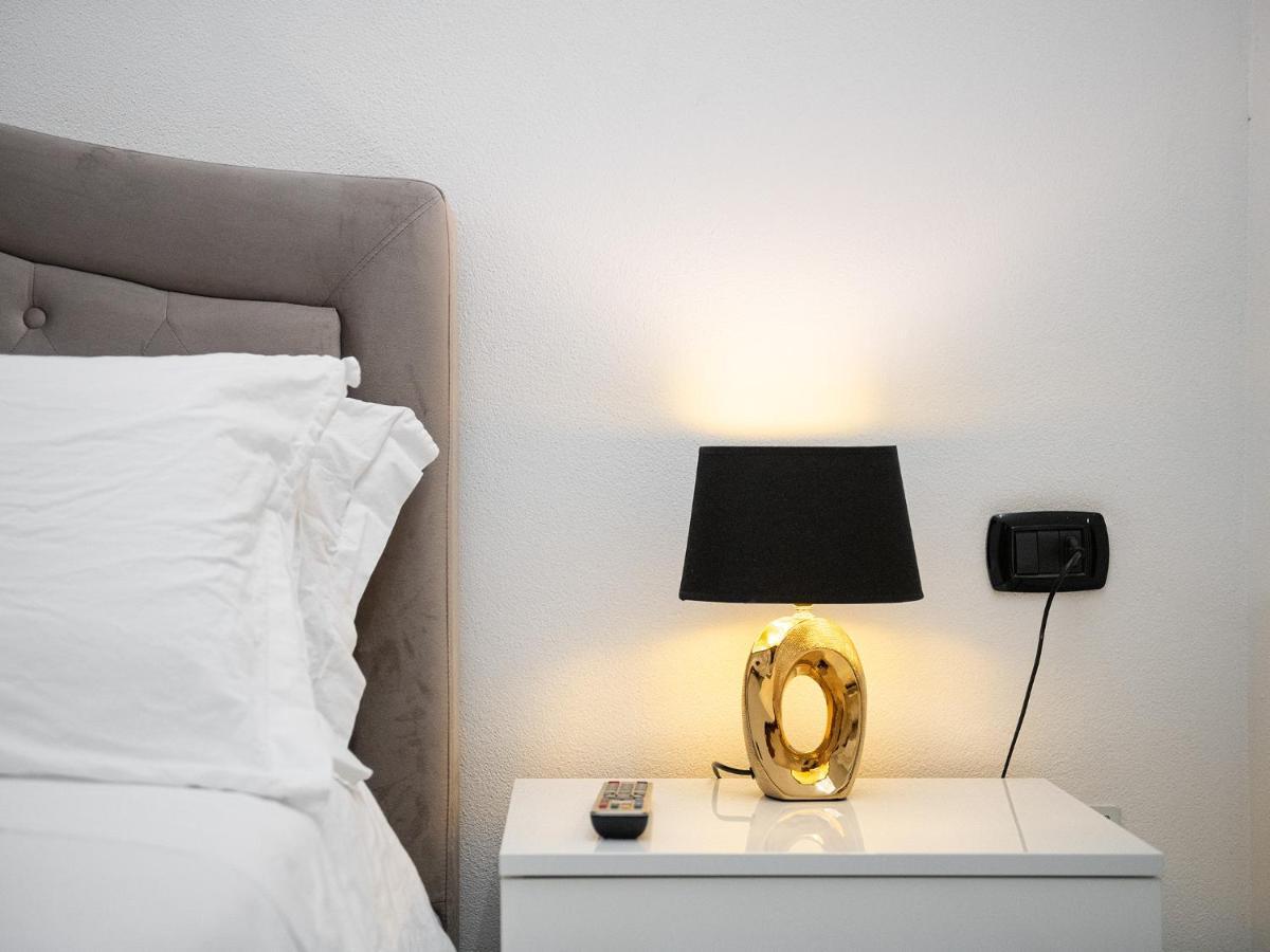 La Mariposa - Bellavita Apartments อัสเซมินิ ภายนอก รูปภาพ