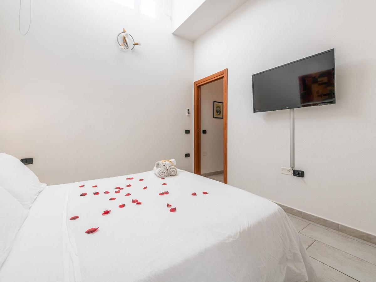 La Mariposa - Bellavita Apartments อัสเซมินิ ภายนอก รูปภาพ